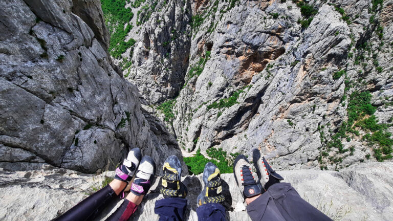 Több kötélhosszas sziklamászó tanfolyam